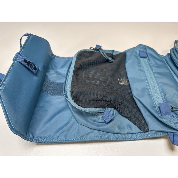 REI Shower Roll Small Deep Marine Hanging Toiletry Bag Travel Dopp Kit - Picture 8 of 11